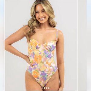 Billabong Paradise Cove One Piece Swimsuit M/10 NEW